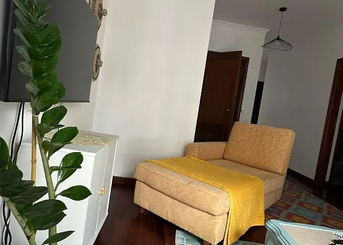 Sea View Retreat * Caniço