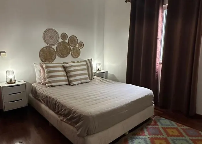 Sea View Retreat Apartment Caniço